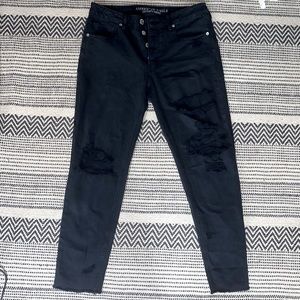 Ripped Tomgirl Jeans